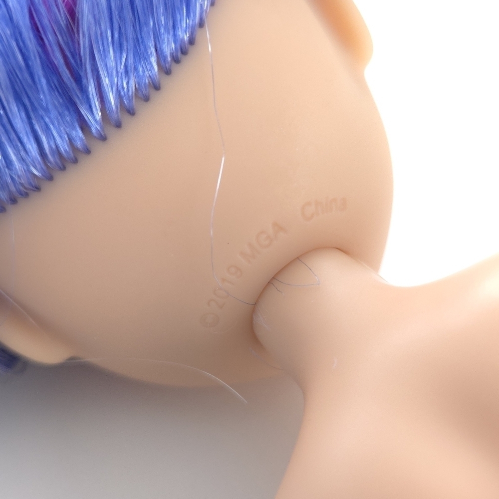 Rainbow High Violet Willow Purple Fashion Doll - Picture 11 of 13